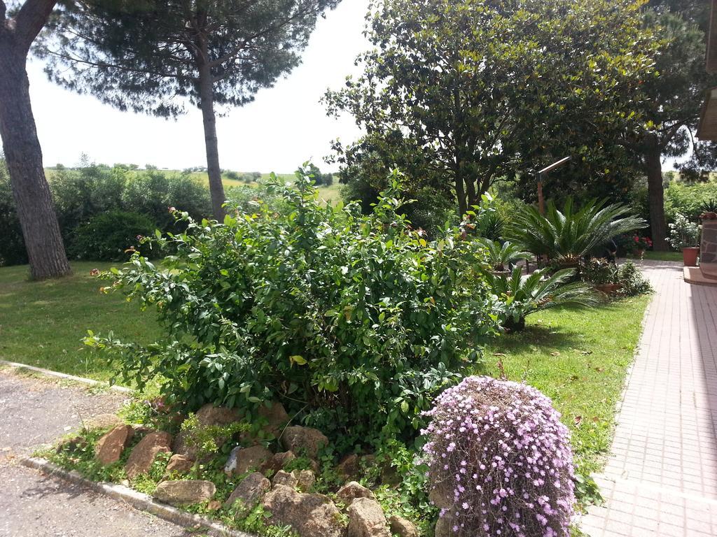 La Finestra Sul Cortile Pomezia Exterior foto