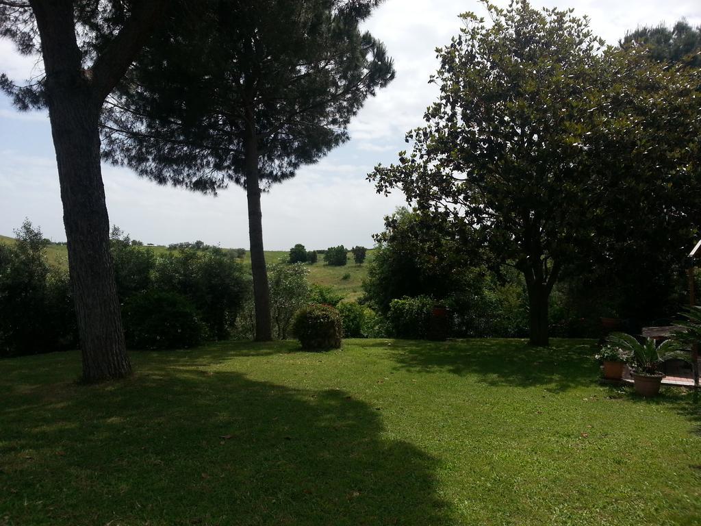 La Finestra Sul Cortile Pomezia Exterior foto